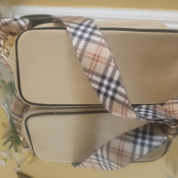 Burberry bag - Picture 15 of 17